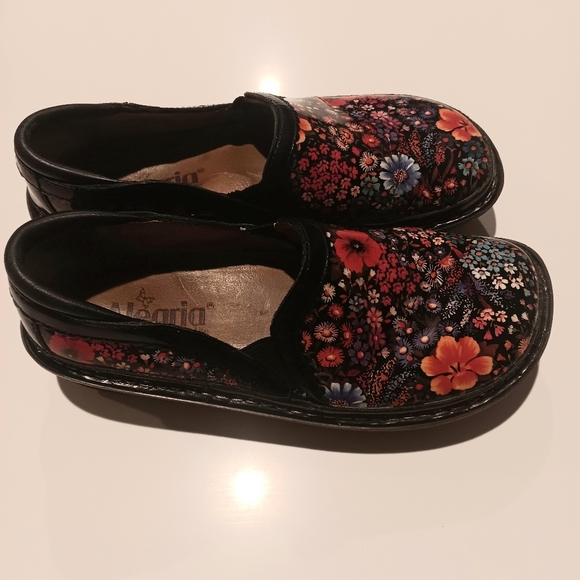 Alegria Floral Women’s Slip On Clogs Size 37 - Picture 6 of 8